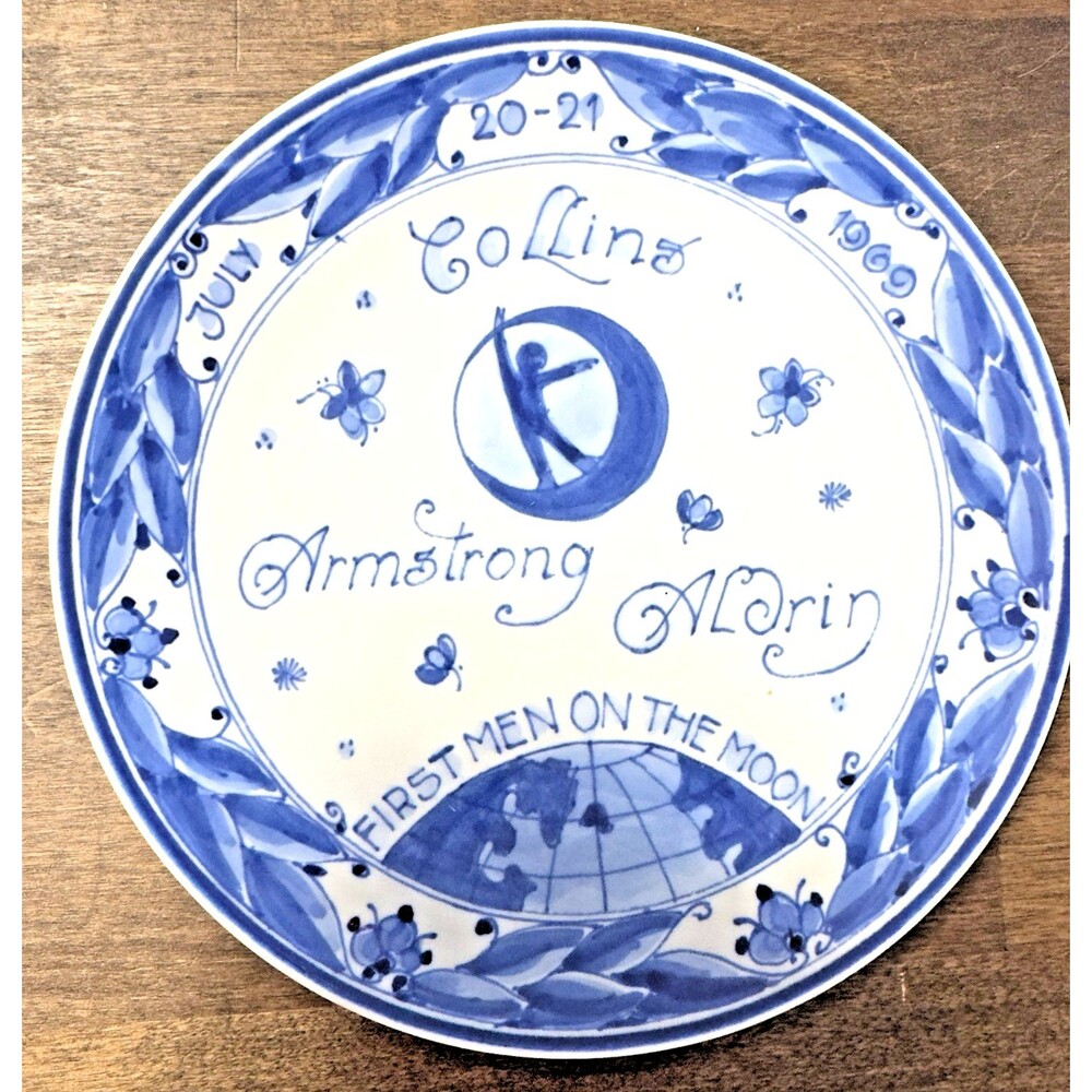 Royal Delft 1969 Apollo 11 Moon Landing Plate RARE English Version